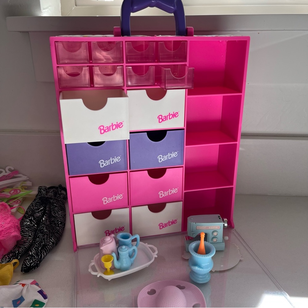Huge Lot Vintage Barbie Closet Organizer Travel Case, Clothing Shoes Accessories - Picture 9 of 11